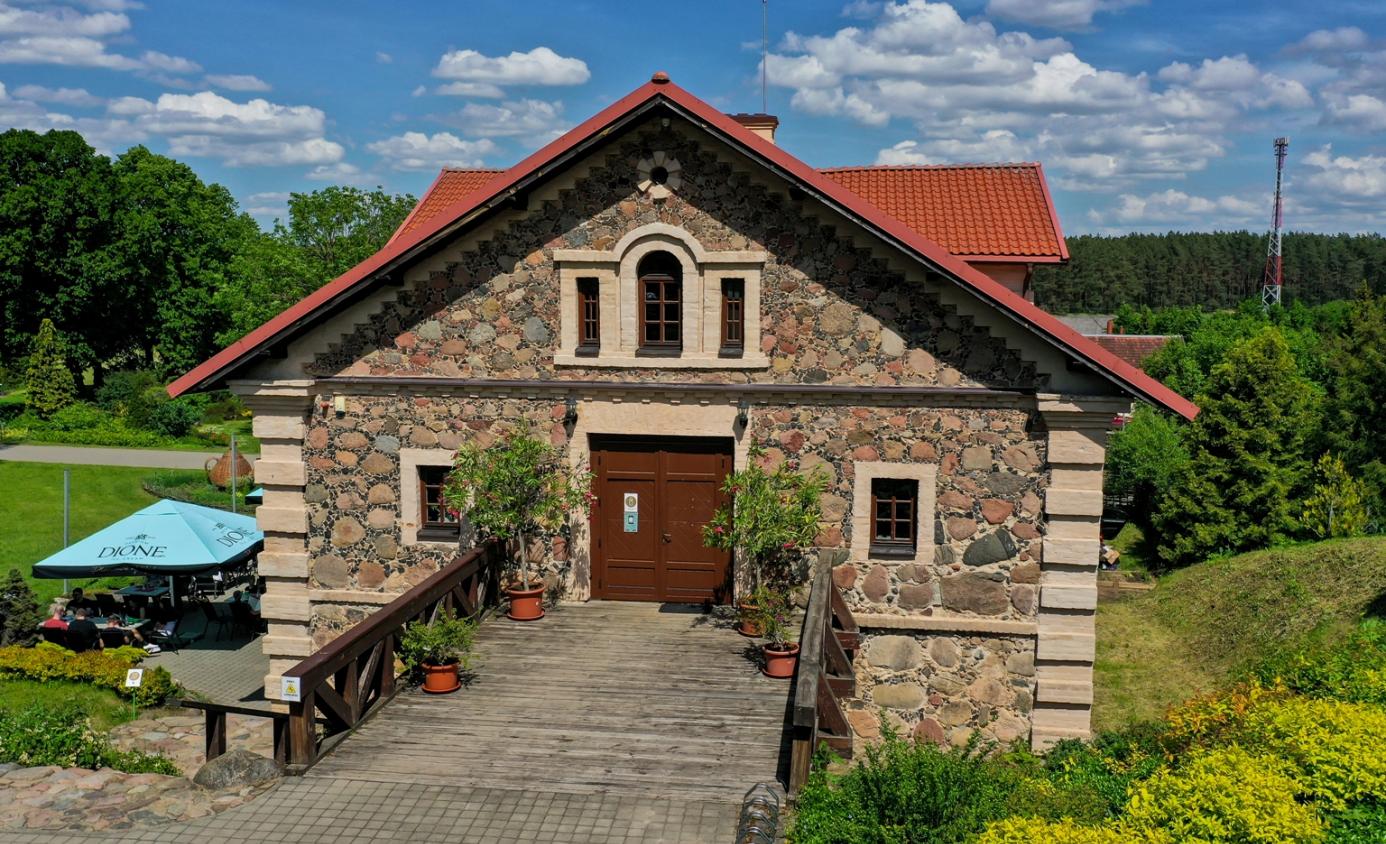 Historical mills of Lithuanian manors