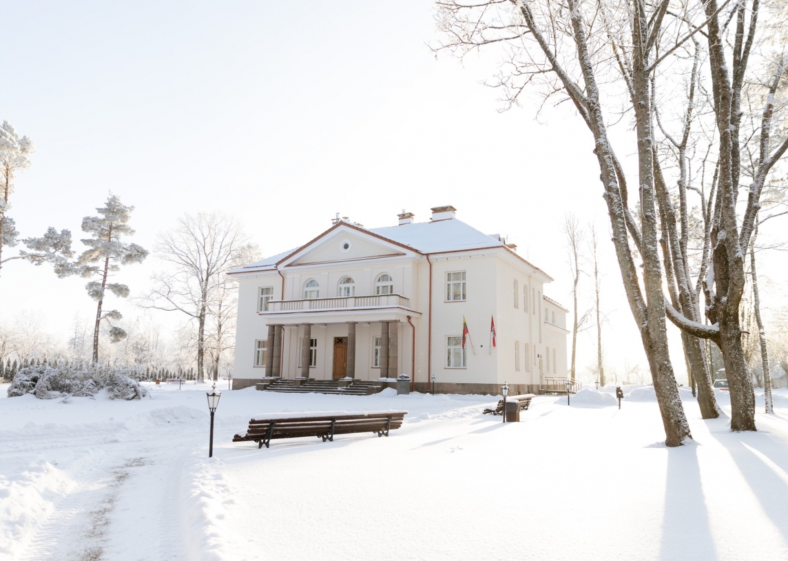 Lietuvos pilys ir dvarai kviečia švęsti kartu: kur praleisti ilgąjį savaitgalį?