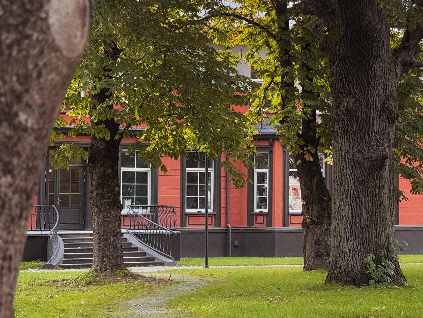 Rugpjūtis – tiltas tarp vasaros šurmulio ir rudens ramybės, kviečiantis stabtelėti, patirti dvarų atmosferą