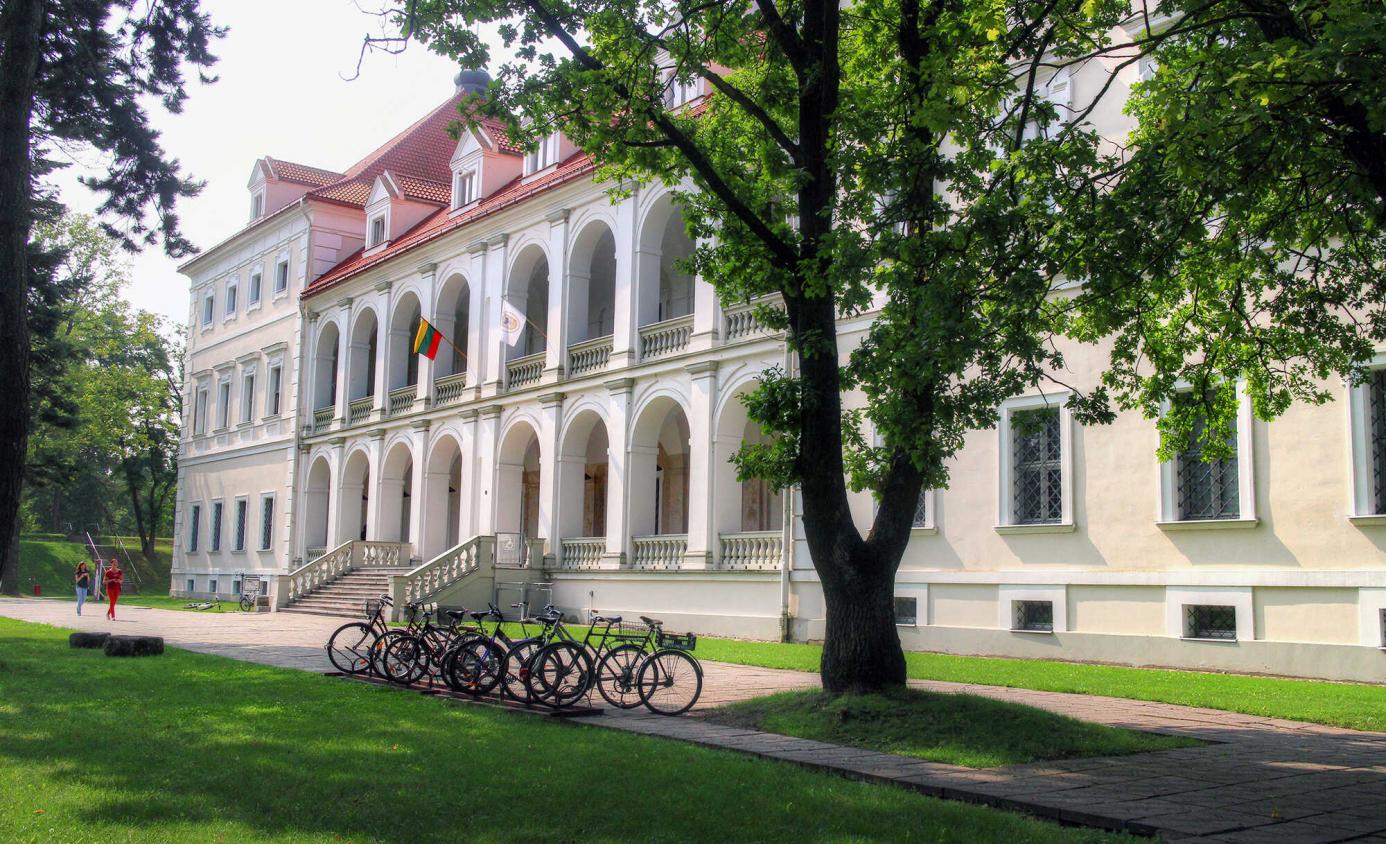 Apie dvaro svarbą šiandien: dalinasi paveldo objektų valdytojai ir savininkai