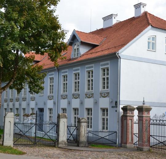 Mažosios Lietuvos dvarai