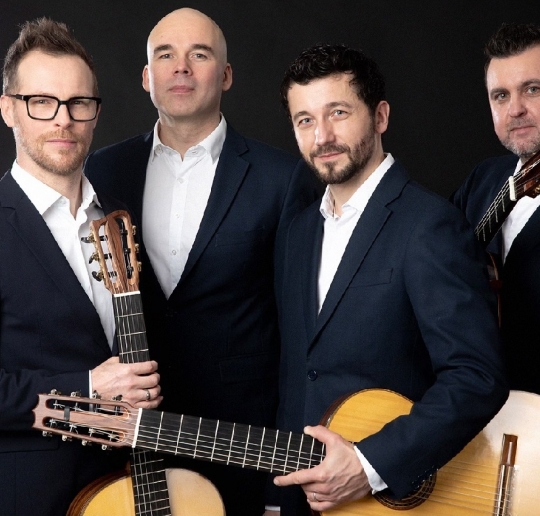 6-gitaru-kvartetas_1720689376-a41f51368af3ba4d269d20aa658827db.jpg
