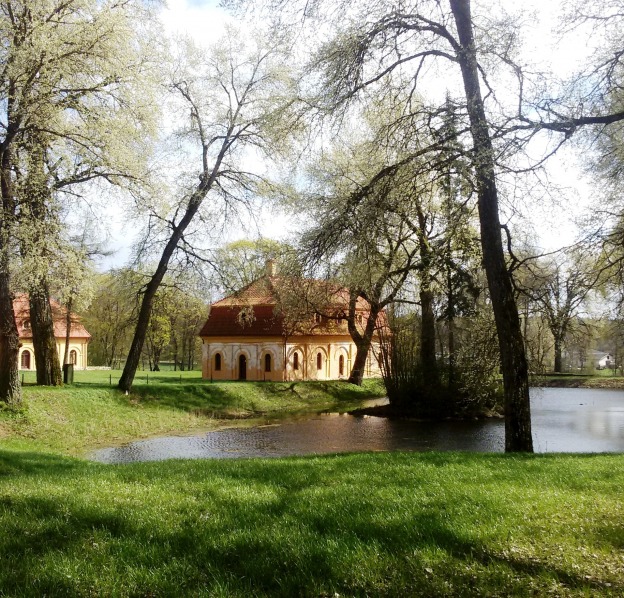 liubavo-dvaro-sodybos-muziejaus-baroko-architektura-pristato-gintaras-karosas_1746441742-0d68f33484ea874a667d18fb50560114.jpg